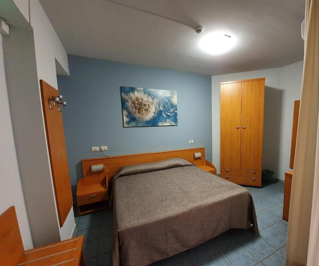 Hotel Casale Dei Greci Biancavilla Exteriör bild
